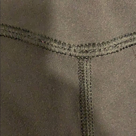 ⭐️ SOLD ⭐️ Lululemon Align Crop - Picture 5 of 7
